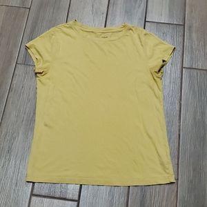 Brand new Universal Thread T-shirt